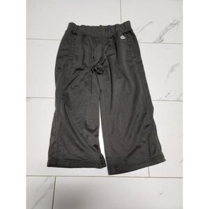 ~ girls dark grey nike athletic capris - size medium